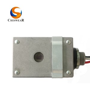 Outdoor Stem Mounted Photocontrol JL-116B 240VAC