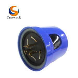 Dusk to Dawn Automatic Twist Lock Photocontrol Switch, LED Decay Compensation, 0-10V Dimming, Midnight Dimming